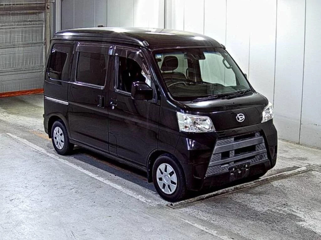 Daihatsu Hijet Cargo S321V 2018